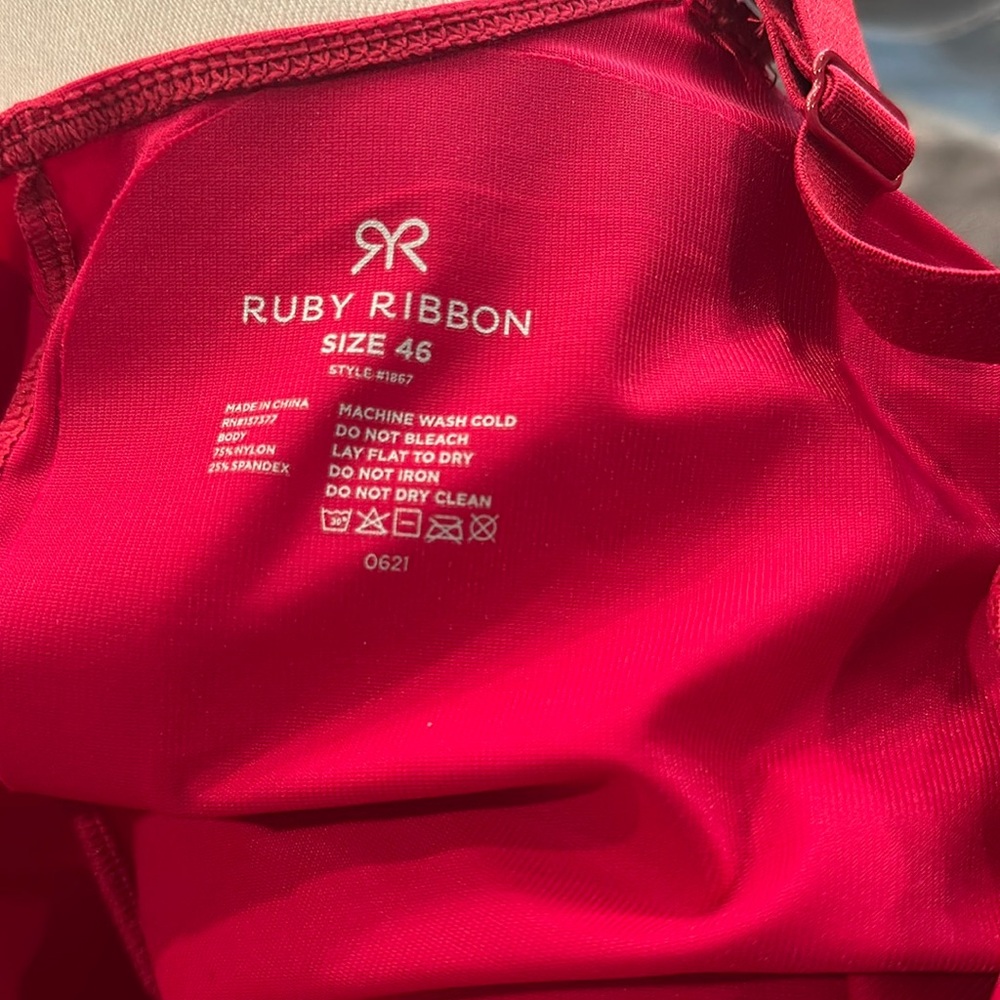 Ruby ribbon nwot style 1867 size 46C-DDD!